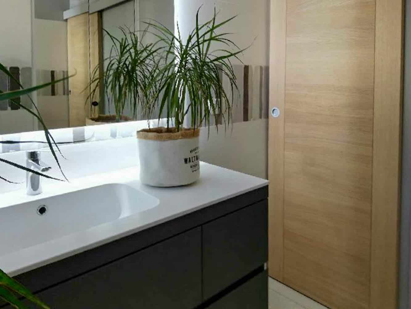 Salle de bain rénovée sur Pélissanne