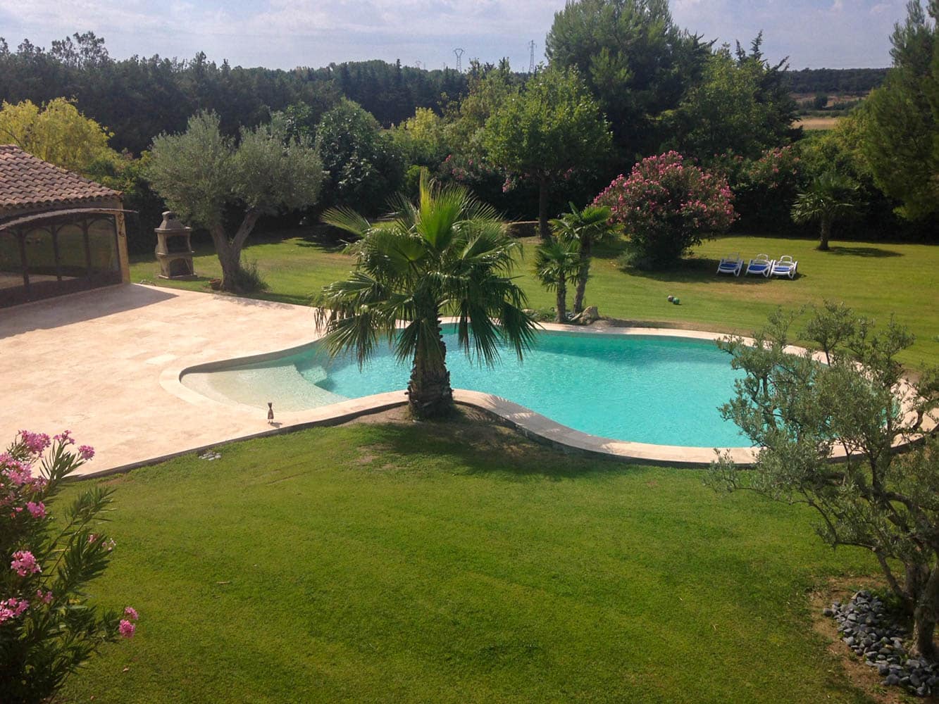 Carreleur pour terrasse et piscine sur Salon de Provence près de Pelissane et Barben