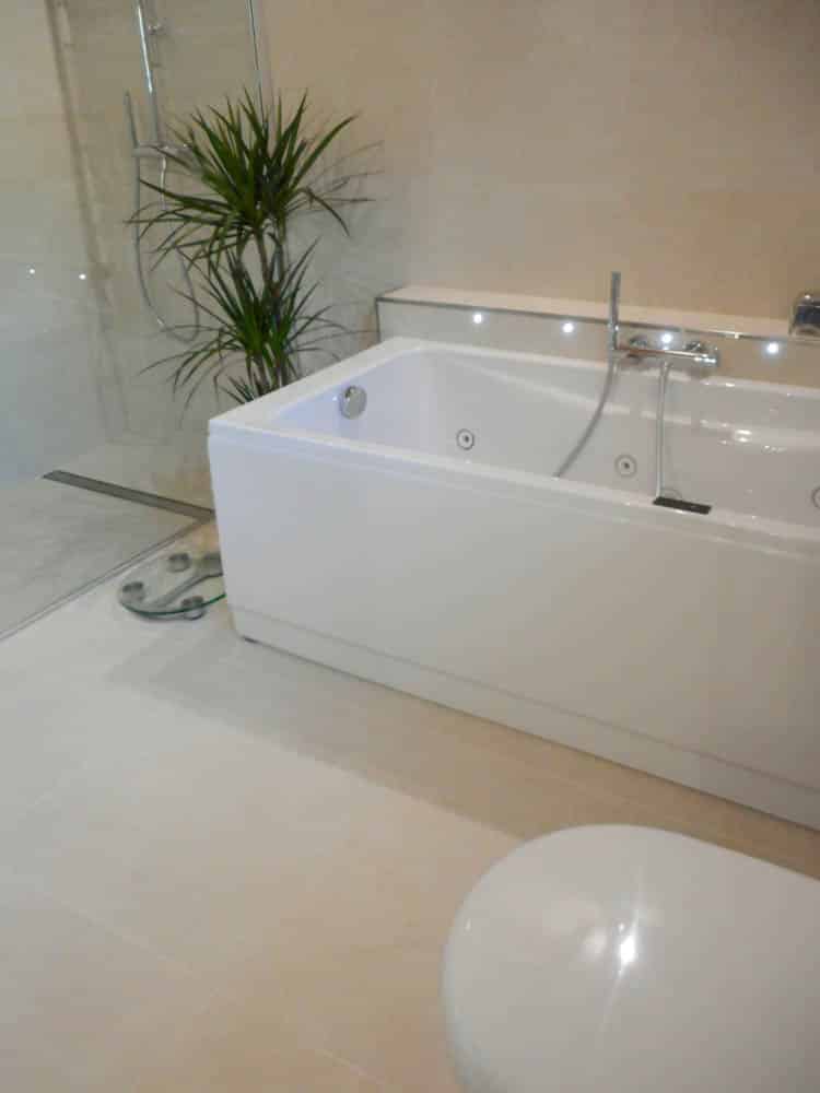 cabine de douche carrelée réalisée en 2015