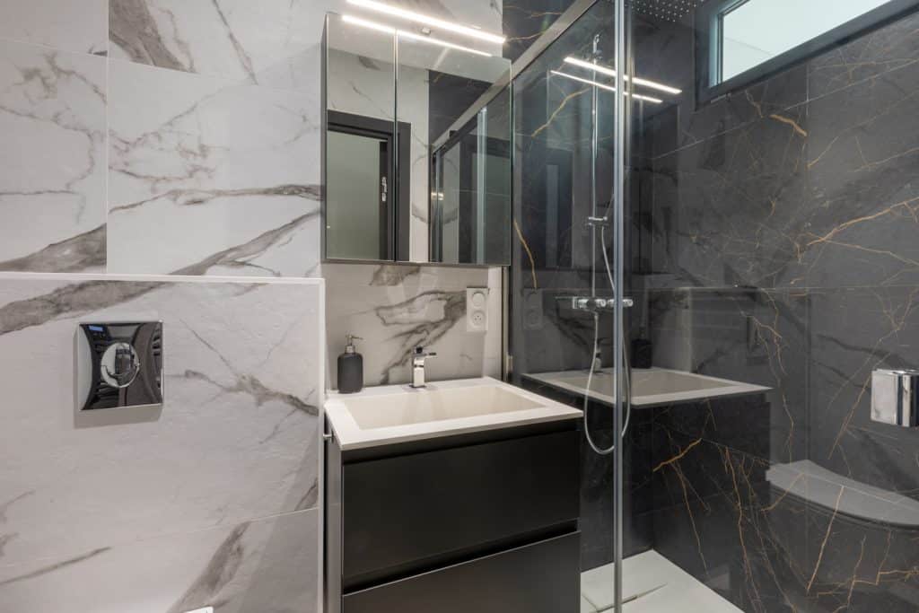 Création complète d'une nouvelle salle de bain sur Mallemort