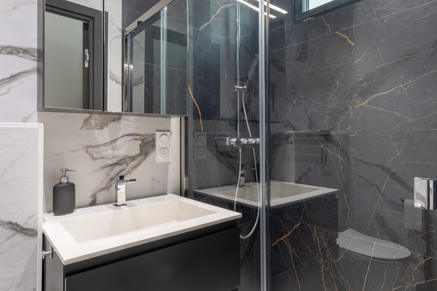 Création complète d'une nouvelle salle de bain sur Mallemort
